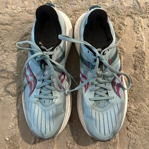 Saucony Women’s Tempus